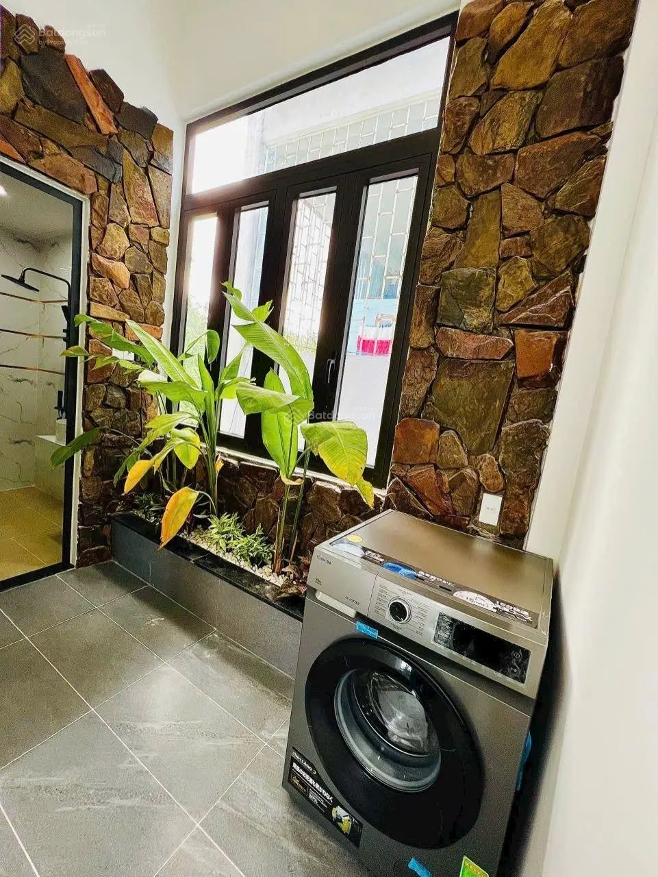 Siêu phẩm 3 mê biệt thự tân cổ điển mới 100% MT Lê Văn Sỹ gần biển Đà Nẵng giá rẻ