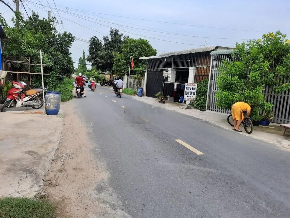 Chủ bán gấp lô đất 150m2 đường Lê Minh Nhựt Tân Thông Hội giá 900triệu
