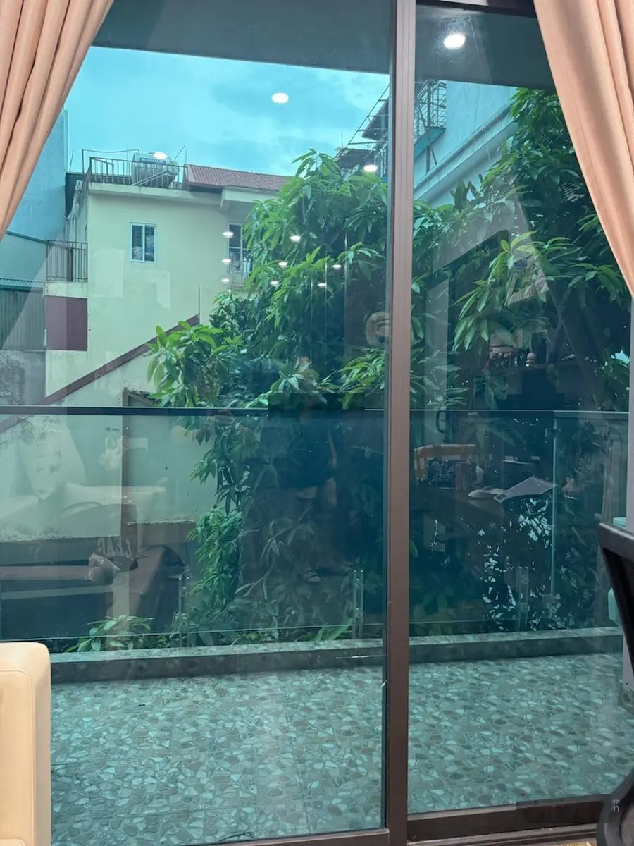 bán nhà phố cầu giấy , 65m2,8 tầng ,2 thoáng , mặt tiền 5m , oto tránh , kinh doanh ,giá 25 tỷ
