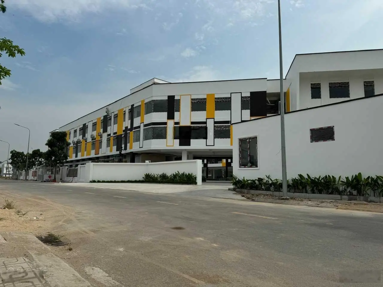 Cần bán gấp lô đất rẻ nhất dự án Mega City giá chỉ 935tr/100m2, ngay trung tâm TP Bến Cát