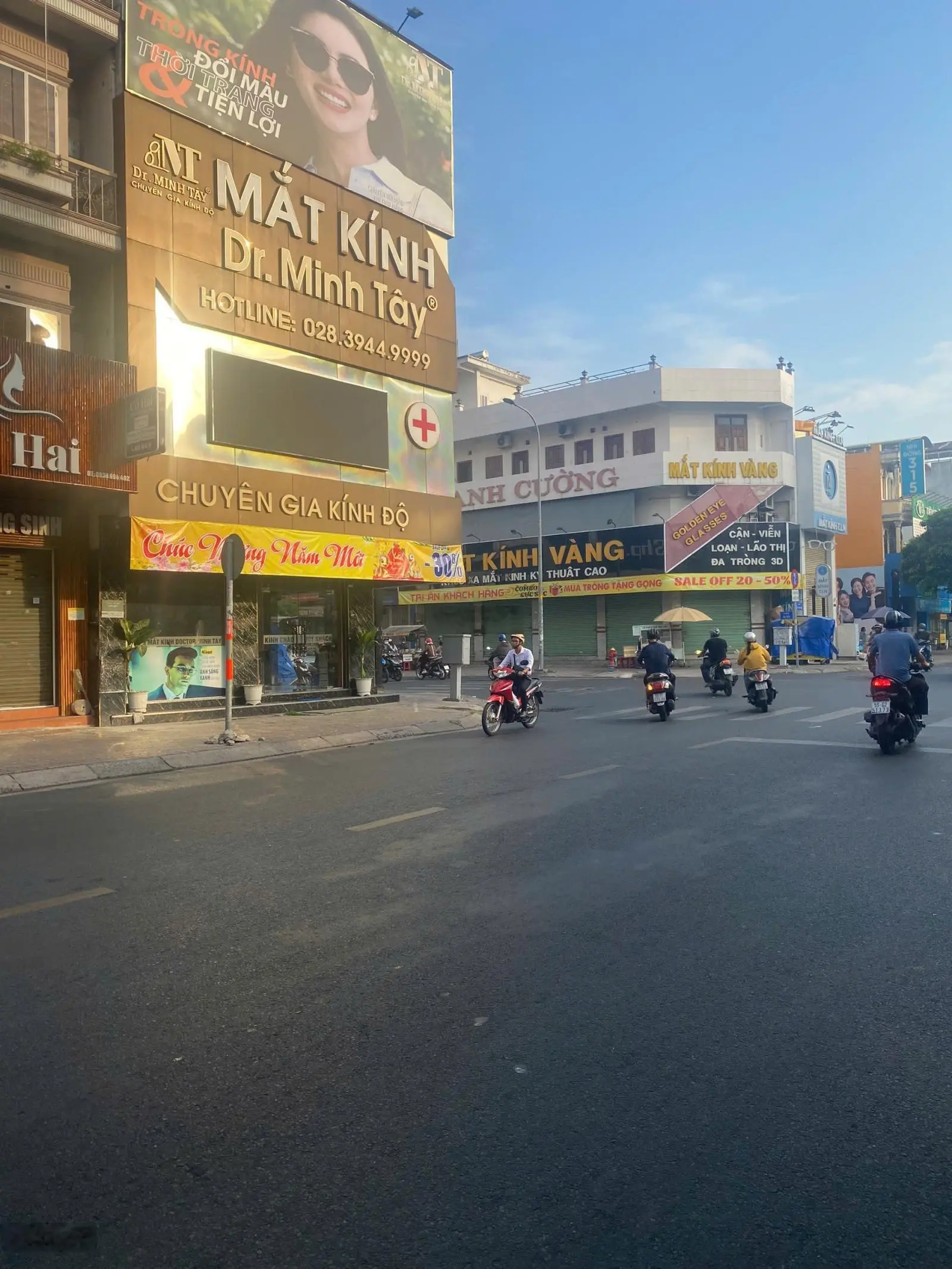 Ngộp bank! Bán gấp nhà mặt tiền Tân Sơn Nhì, Tân Phú. 5x32m, 3 tầng đoạn kinh doanh giá 34 tỷ TL