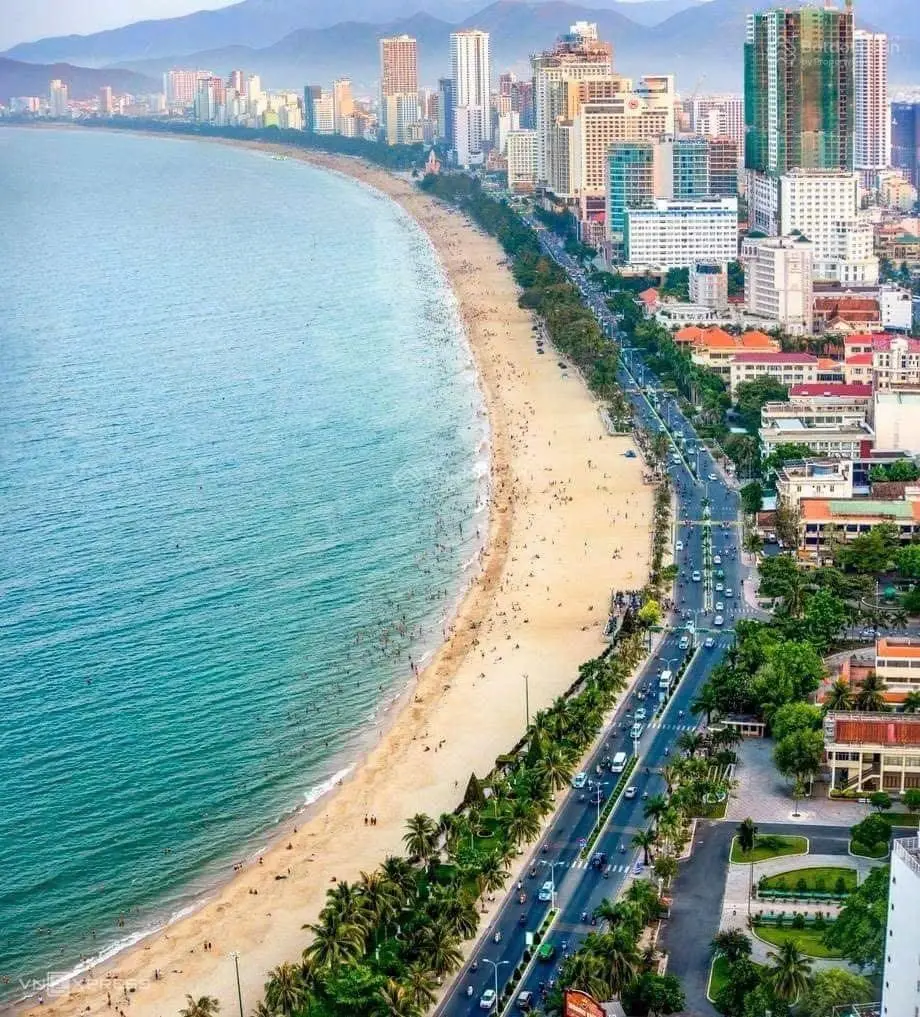 Bán đất đường Dương Hiến Quyền, Vĩnh Hoà, Nha Trang, dt 195m2 (ngang 7,2m) hướng đông - Giá 7,6 tỷ