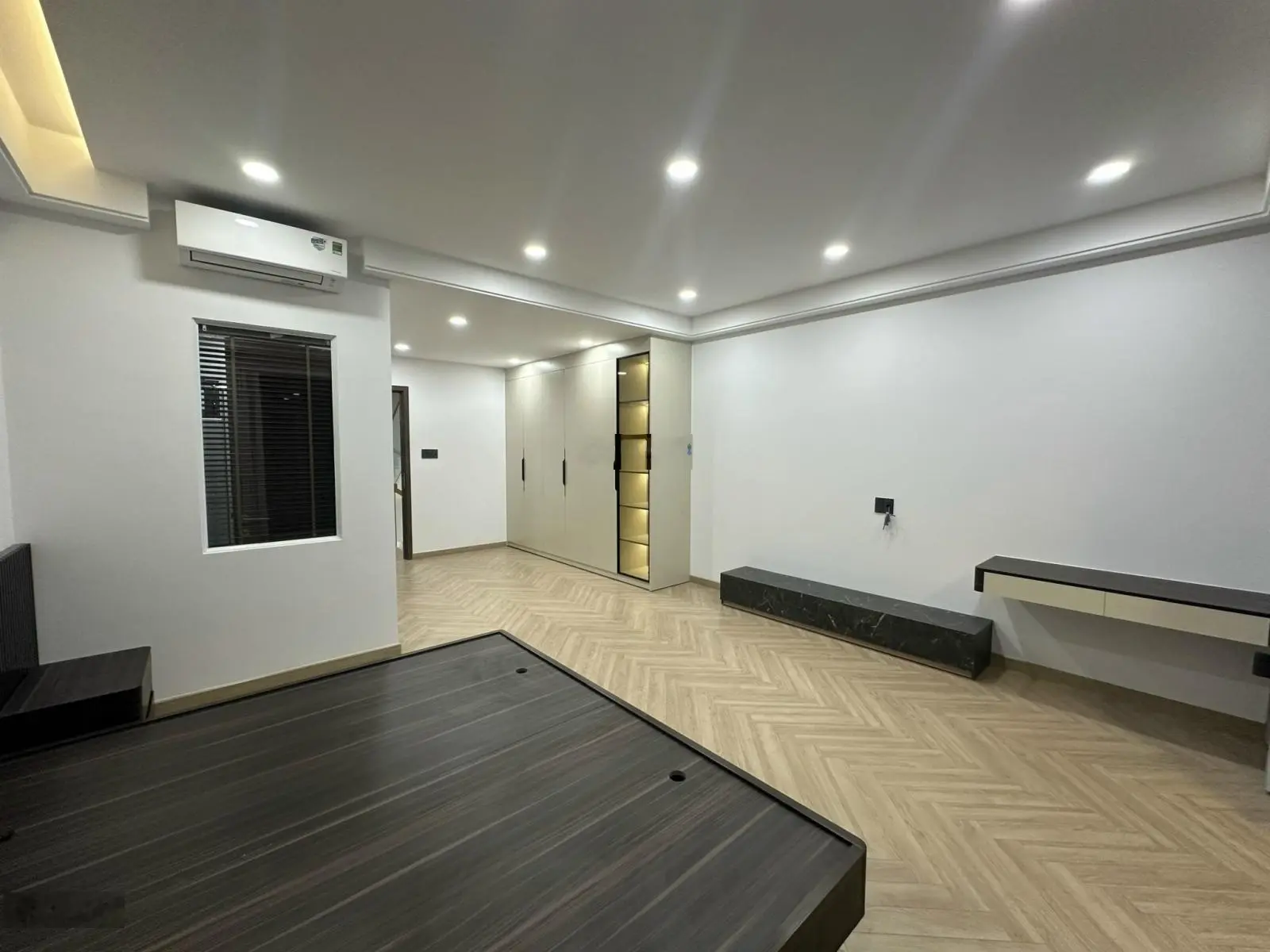 Bán nhà full nội thất cao cấp KĐT Hà Quang 2, gần đường Vành Đai - Giá chỉ 7,8tỷ