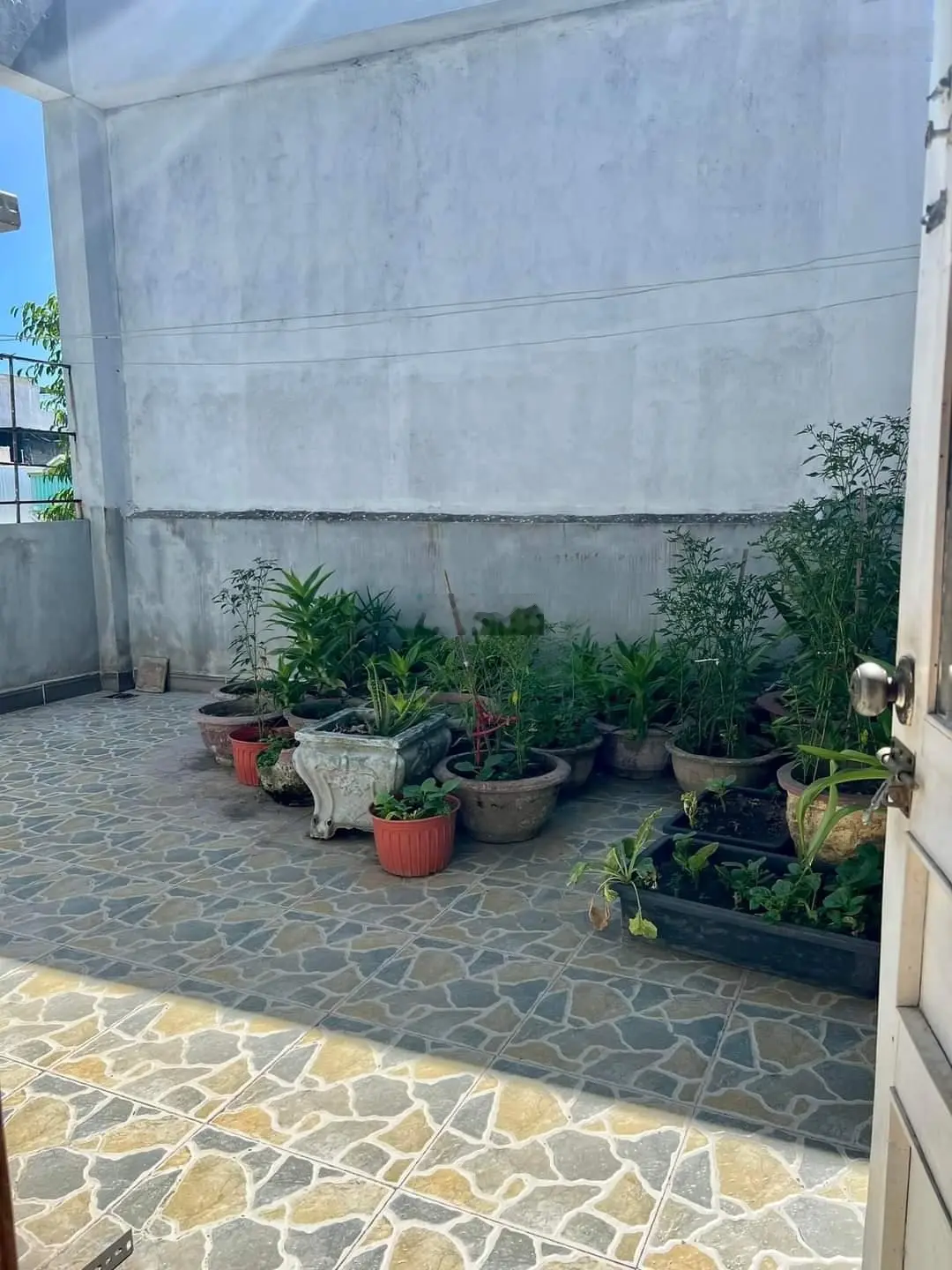 Bán nhà 3 tầng vị trí thông thoáng MT Phạm Nhữ Tăng, DT 75 m2, ngang 5m, giá nhỉnh 7 tỷ