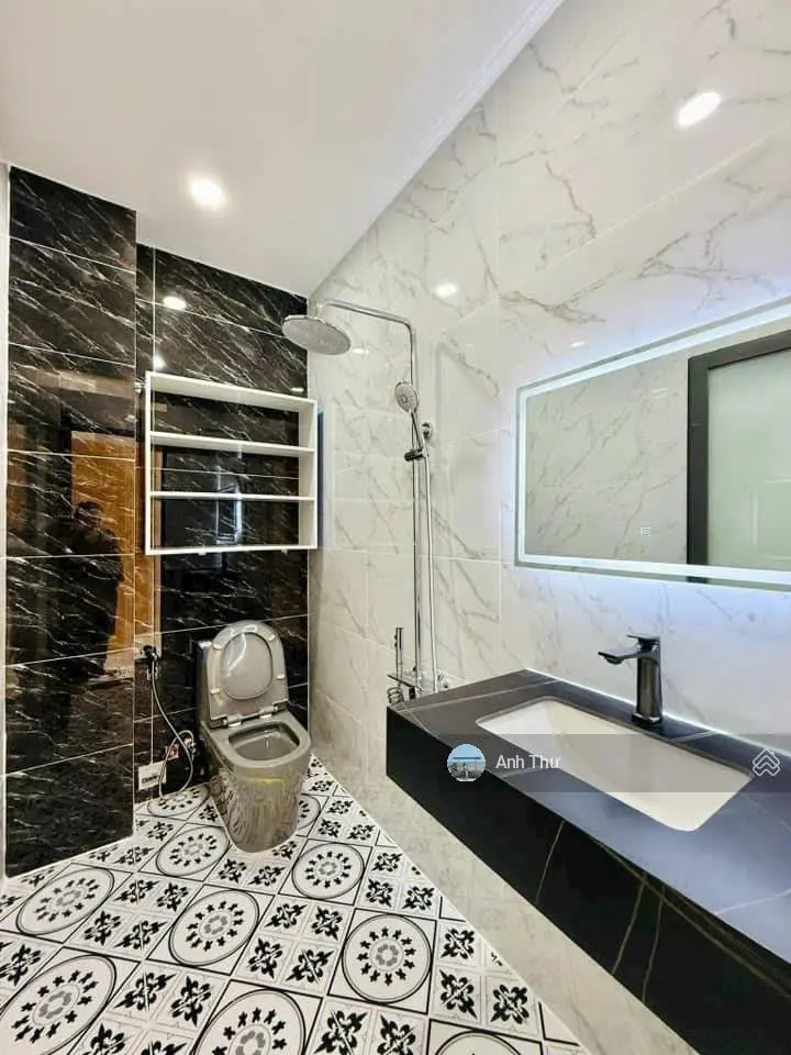 Nhà 60m2 Nguyễn Hữu Cảnh, P22, Bình Thạnh. Xây trệt - 3 lầu. Giá 3 tỷ 350. Gần công viên Sài Gòn