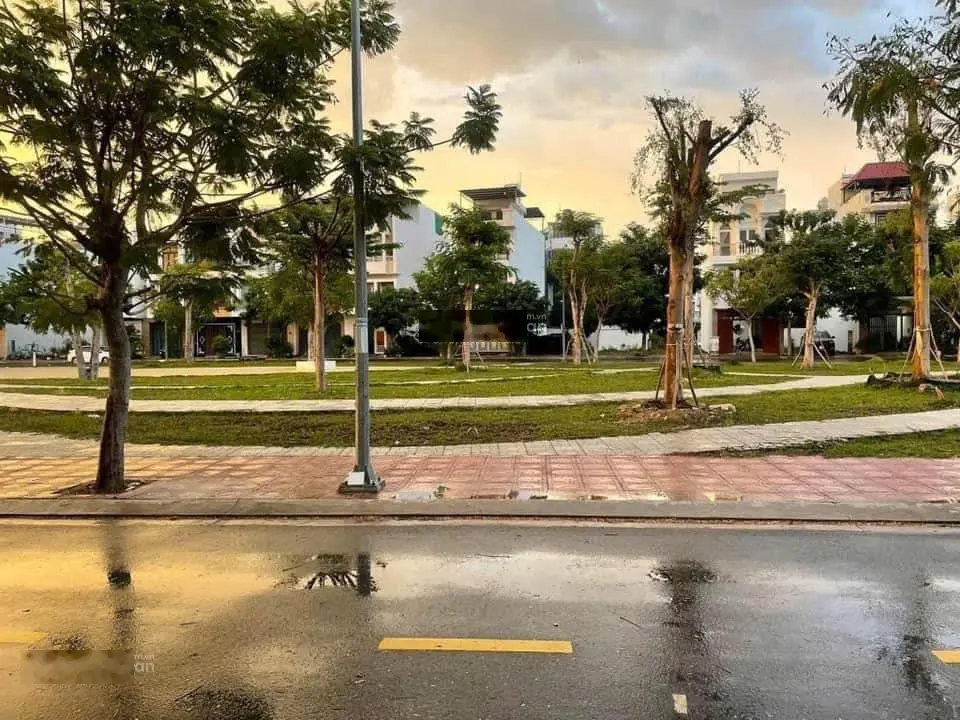 Nhà Hà Quang 2 lối xây dựng Châu Âu (view công viên đẹp như tranh) nội thất nhập 100% giá tốt