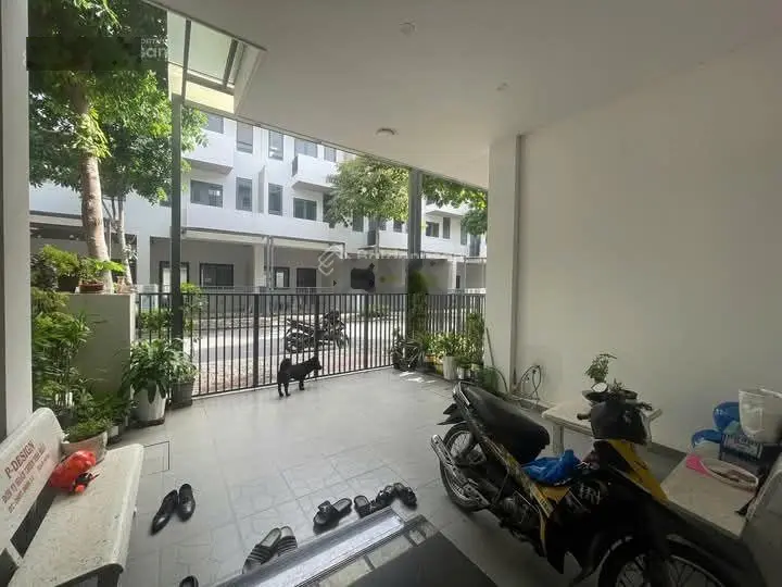 Chủ ngộp bán gấp căn nhà đã hoàn thiện hoàn công view sông Vàm Cỏ cực rê