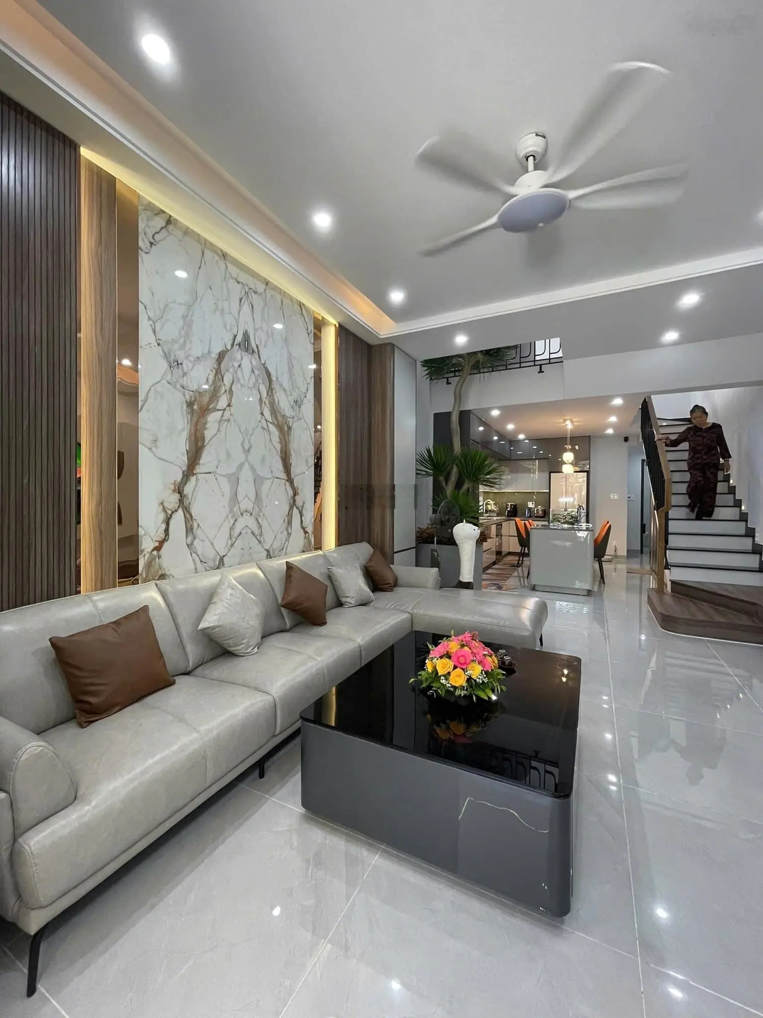 Chính chủ bán gấp nhà Phạm Thế Hiển , p5, quận 8. Dt 48m2.giá 2,4 tỷ. Shr, hoàn công đủ