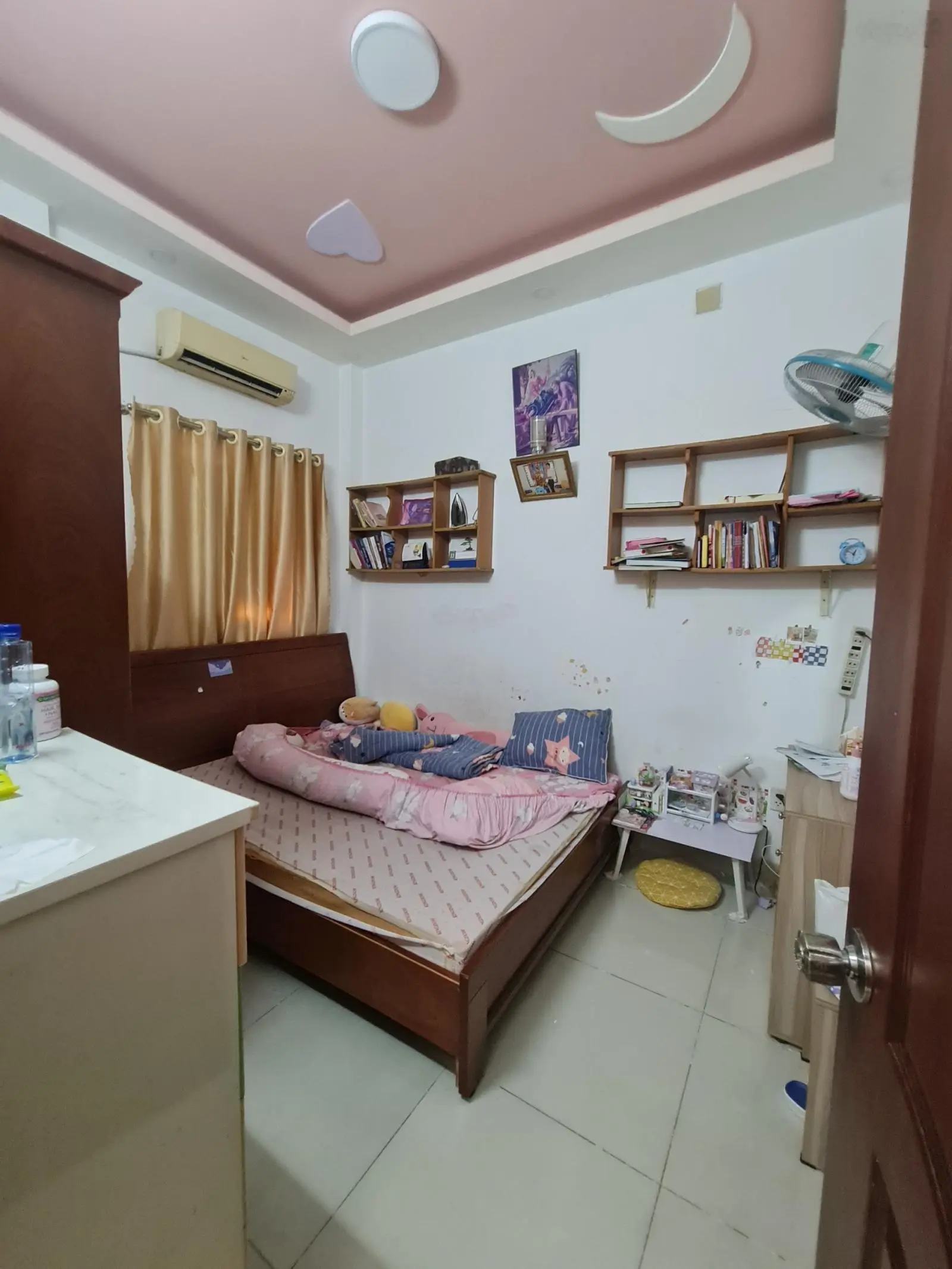 Bán nhà mặt tiền đường ô tô tránh nhau, DT: 69m2, 3 tầng kiên cố ở ngay, DT sàn 157m2, chỉ 6,99 tỷ