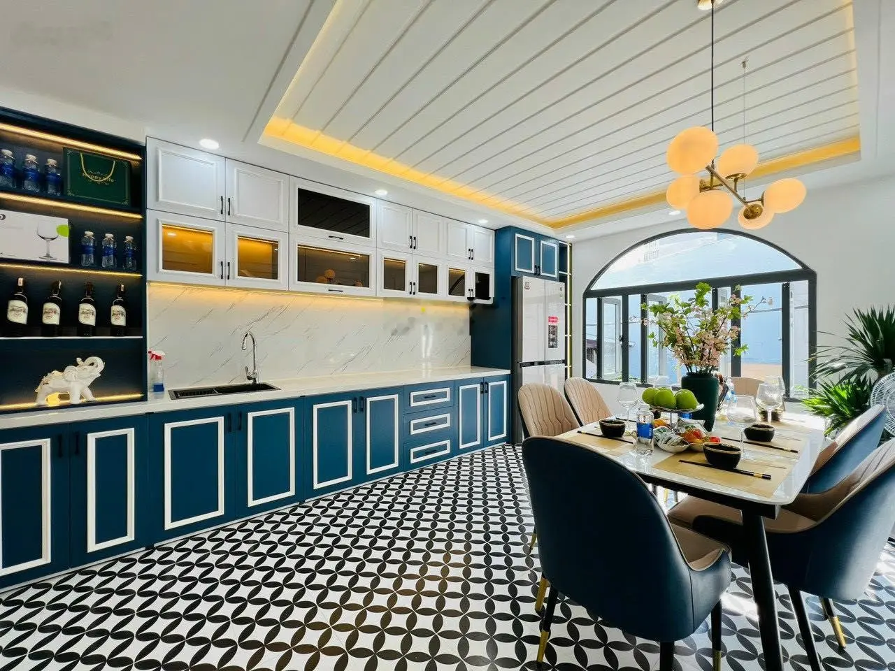 Bán căn nhà 48m2 hẻm 128 Trần Quốc Thảo, Phường 14, Quận 3, sổ riêng, bán gấp trong tuần, 2 tỷ350tr