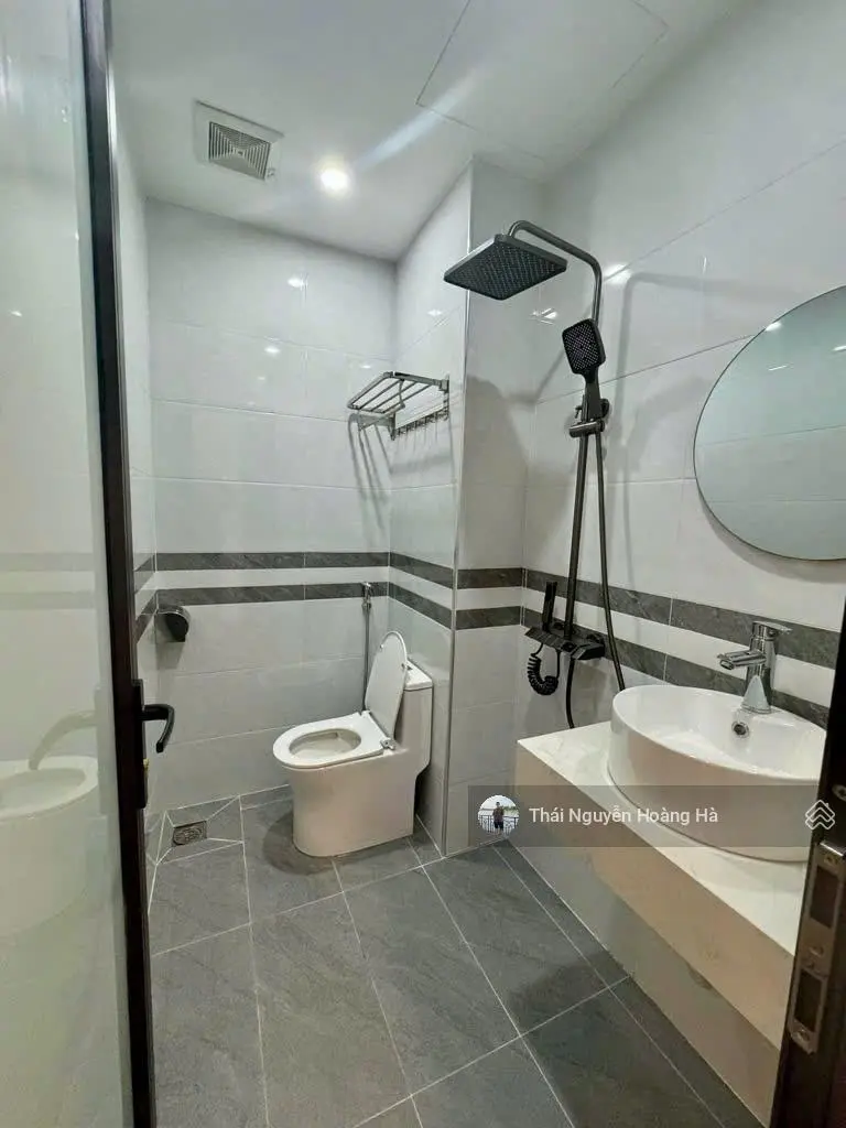 (Siêu Phẩm) Tòa Apartment 70m2 x 18P Mễ Trì Thượng - Ô tô vào nhà - DT 105tr/tháng - Tin Thật 100%