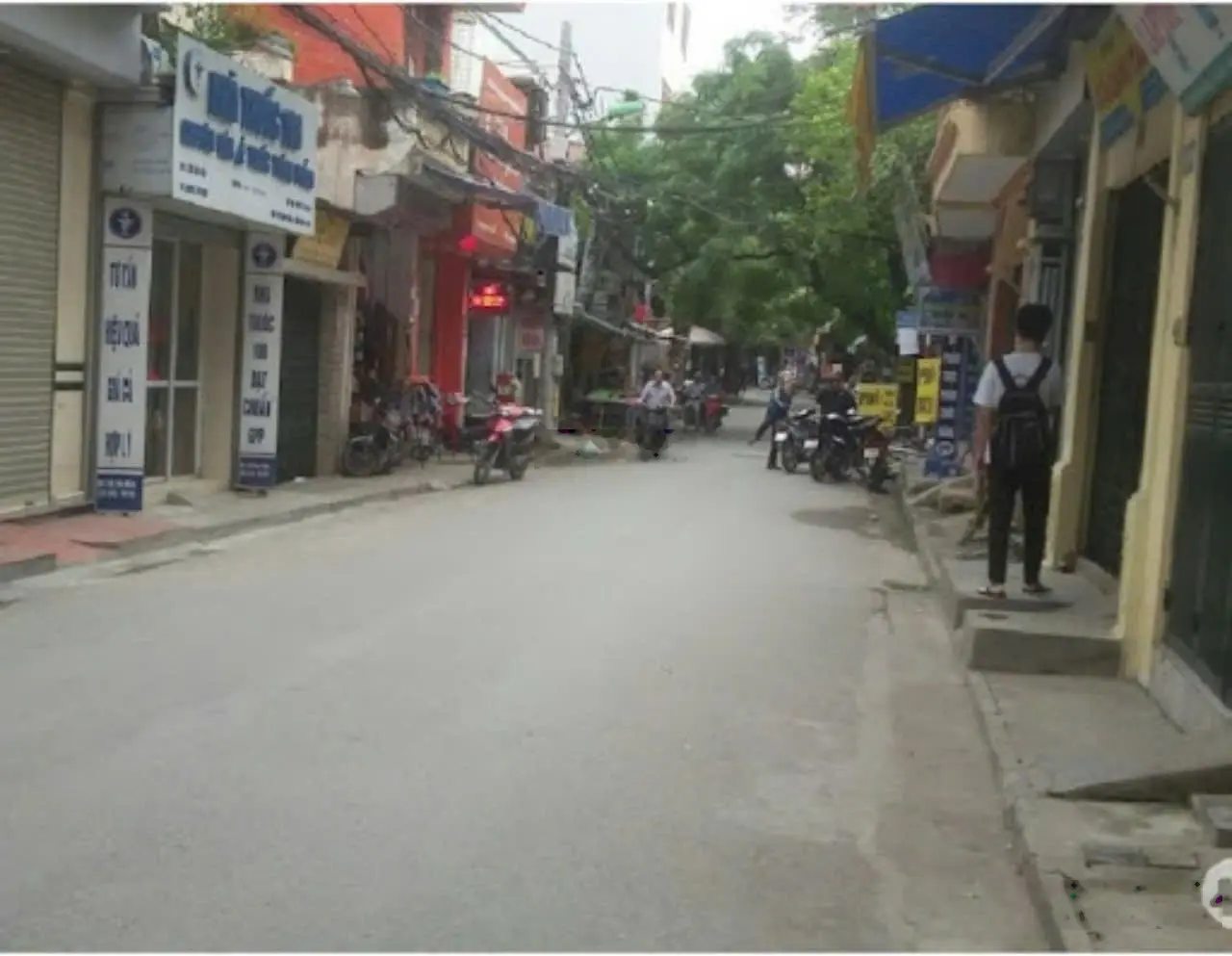 Giá đầu tư. Đất Phạm Văn Đồng, Cầu Giấy -50m mặt tiền 5 m- tặng nhà 2 tầng - Sổ đỏ CC