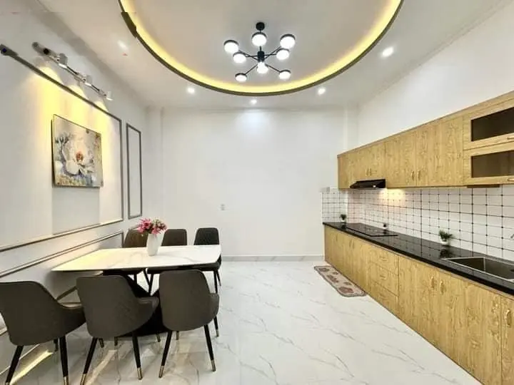 Chính chủ bán nhà xây mới đúc BTCT 2 lầu, sân thượng, 3PN, ngay cuối đường Tân Kỳ - Tân Quý