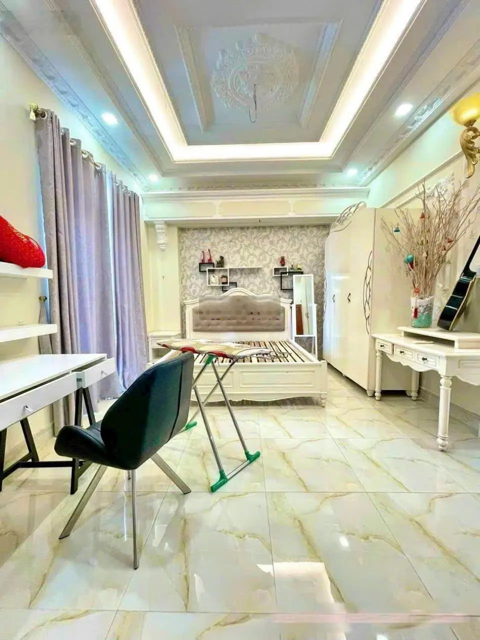 Bán biệt thự HXH Lê Thị Chơn, Q7 1 Trệt 3 lầu mặt tiền đường 6m, nội thất cao cấp