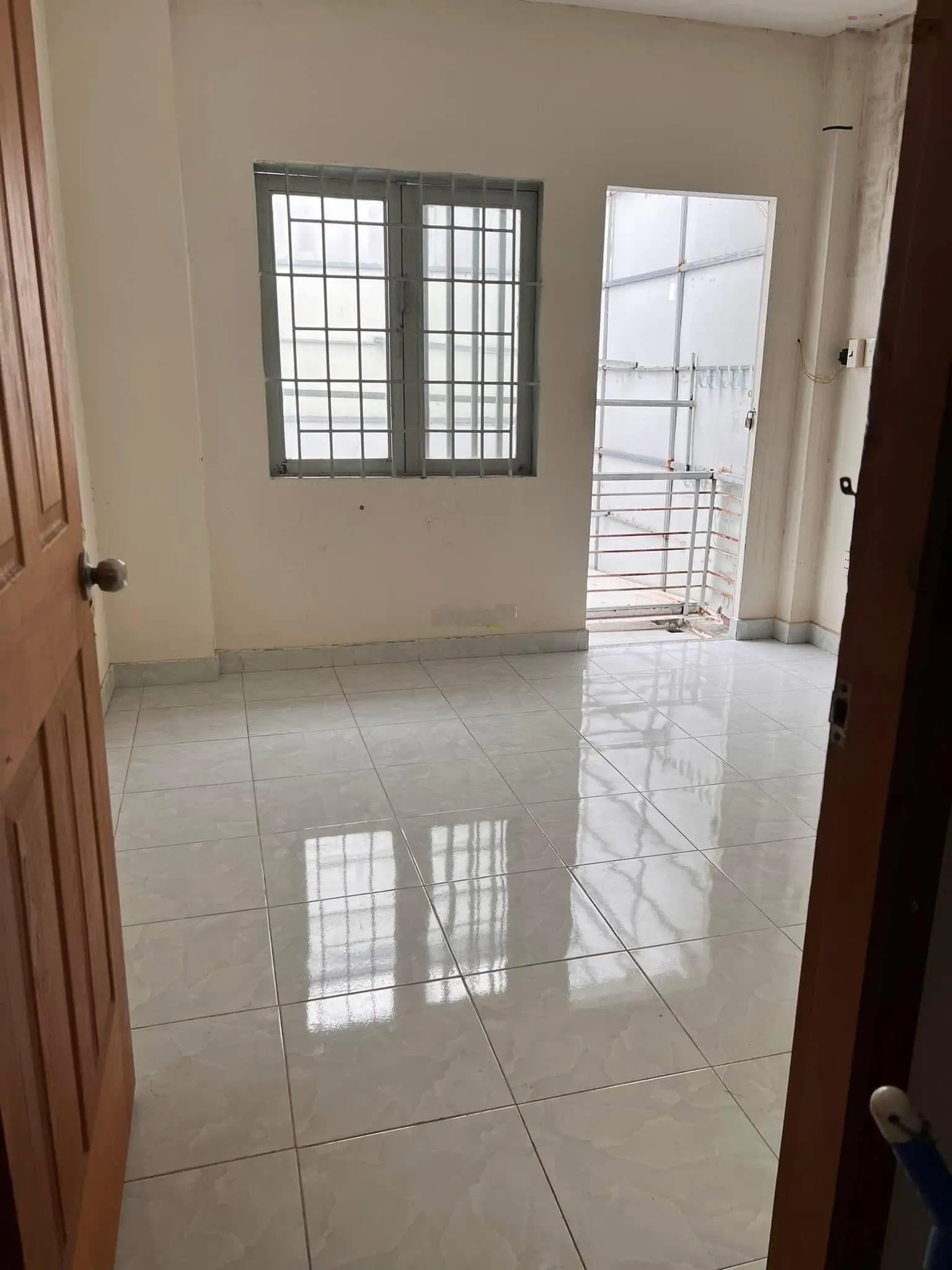 Bán nhà 56,6m2 đường xe hơi Âu Dương Lân-Quận 8, chỉ 3 phút đến Quận 1, giá 3tỷ450 còn TL, SHR
