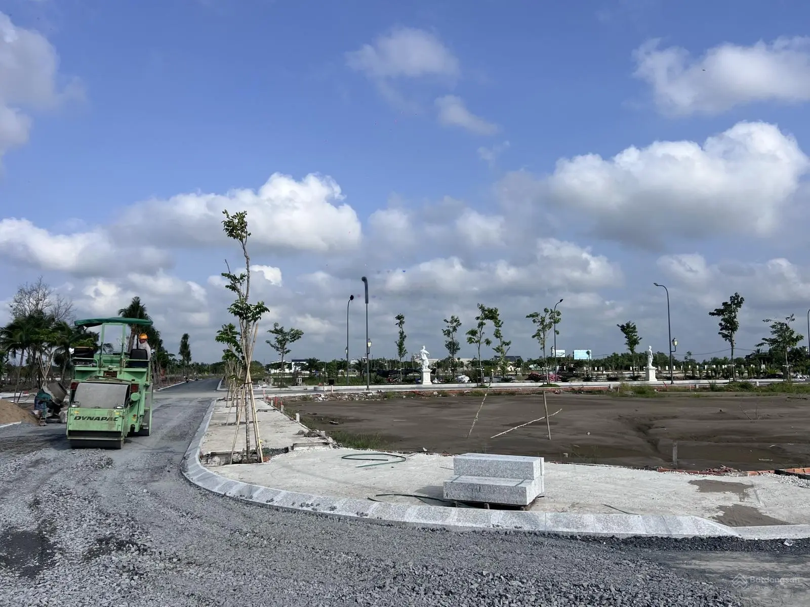 Bán nền 108m2 thổ thị trấn thủ thừa - ngay trung tâm hành chính mới - giá 1.8 tỷ
