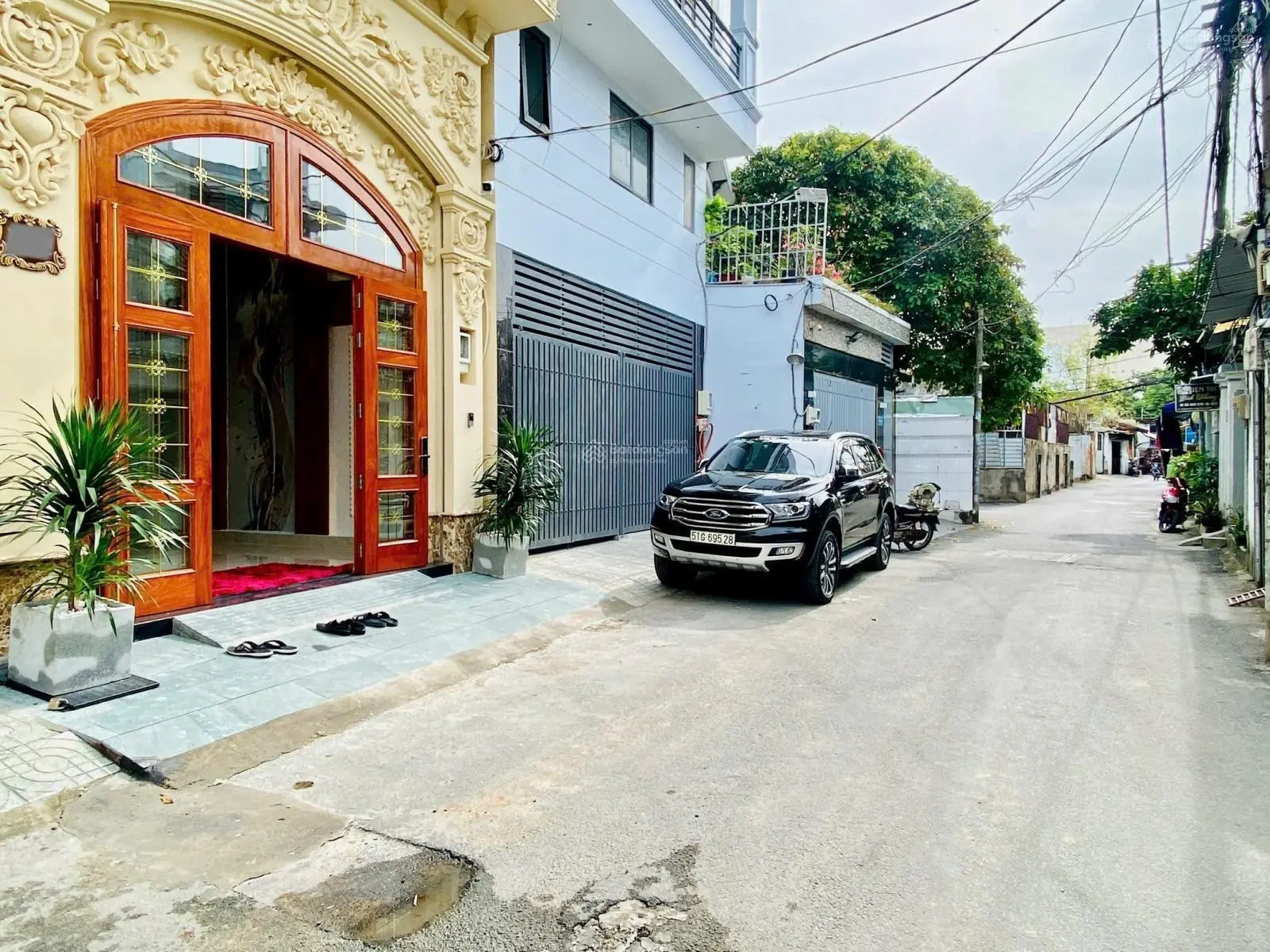 Siêu biệt thự mini tân cổ điển núp hẻm 8m Gò Vấp