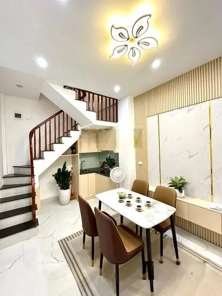 Cần bán nhà riêng khu kinh doanh siêu vip giá 18 tỷ VND tại Phường Đề Thám, Thái Bình
