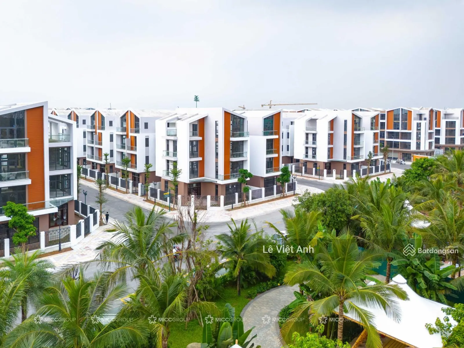Bán biệt thự góc 2 mặt tiền Vinhomes Ocean Park 3 The Crown, Phân khu Ánh Dương, View công viên
