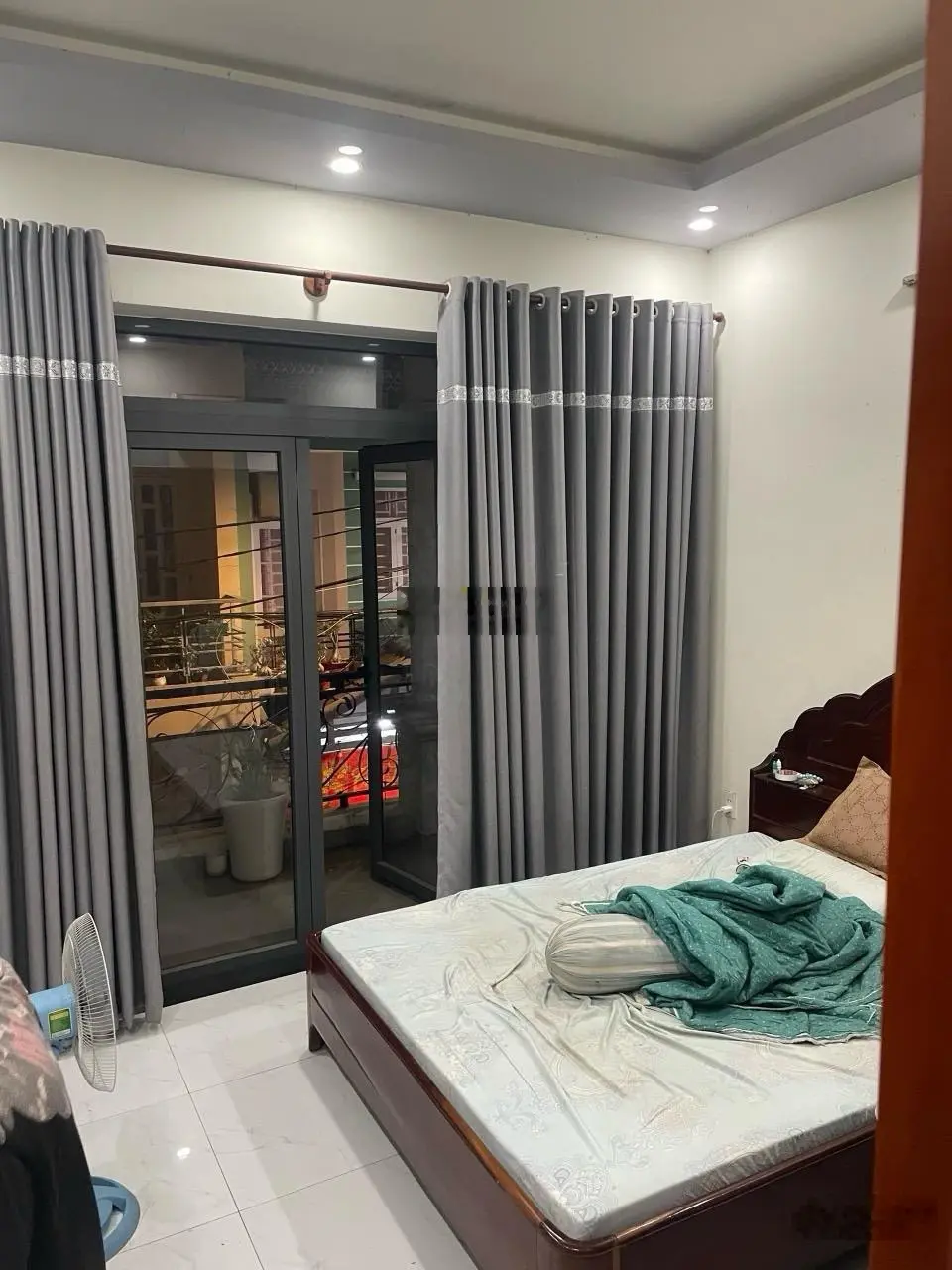 Bán nhà đẹp cách đường Dương Đình Hội chỉ 50m