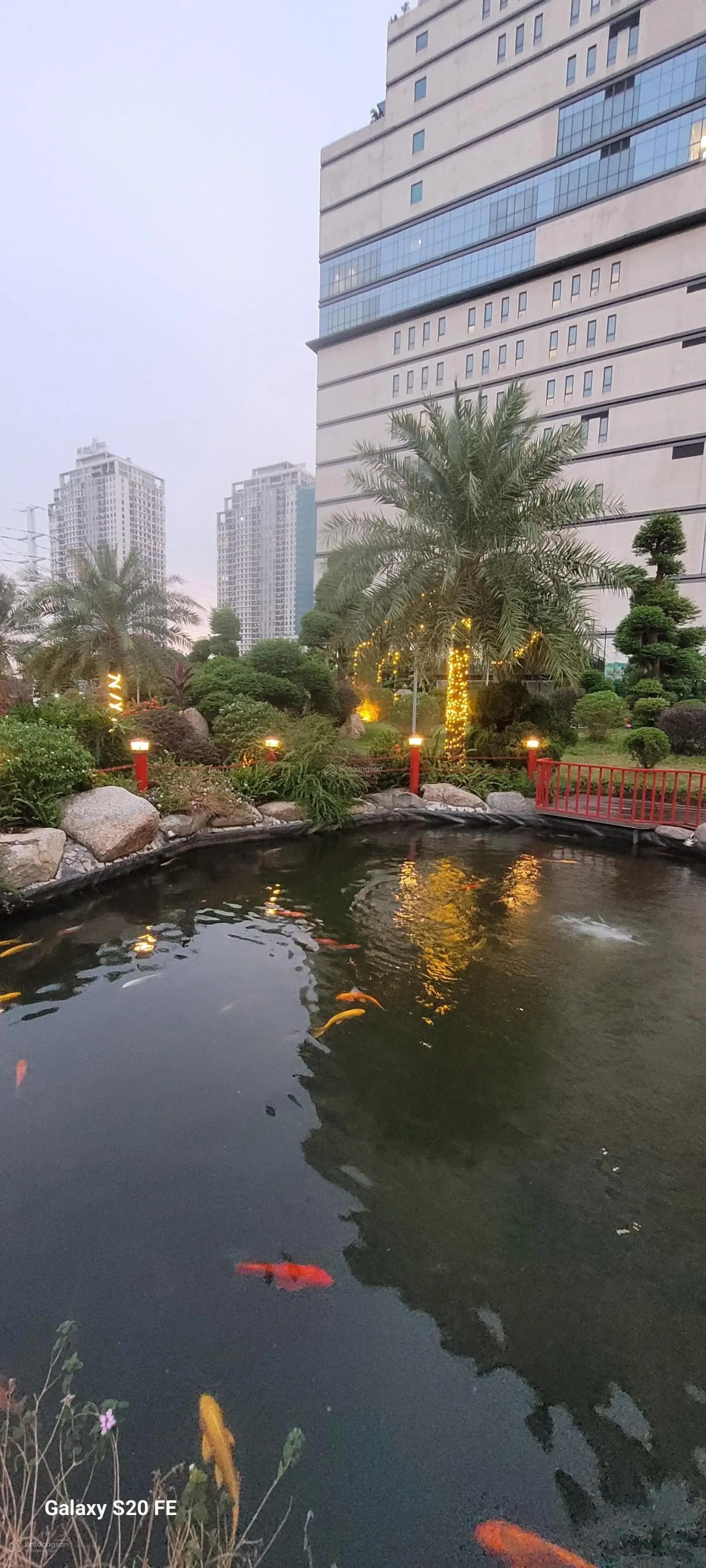 Chỉ 3 tỷ sở hữu ngay căn 2PN ngay đường 70, phố Trịnh Văn Bô vài bước tới Mỹ Đình. DT 64m.