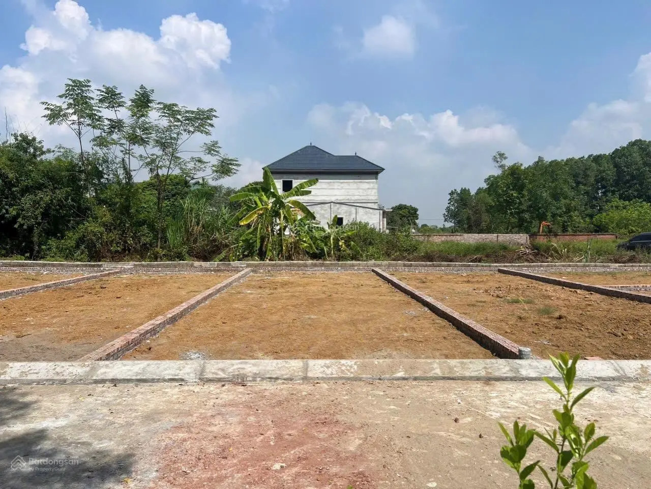 Chính chủ muốn sang tên đất thổ cư Tân xã- Thạch Thất- Hà Nội giá nhỉnh 3 tỷ.