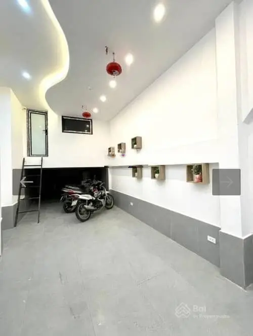 Cực chuộng kinh doanh - dòng tiền ổn định - cạnh ga văn quán - ô tô