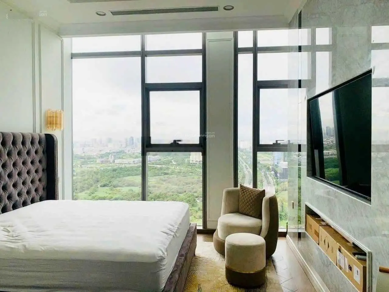 Cập nhật các căn hộ đặc biệt, siêu hiếm 4 PN - duplex-penthouse đang bán. LH: 0708 899 *** Hoàng Phú