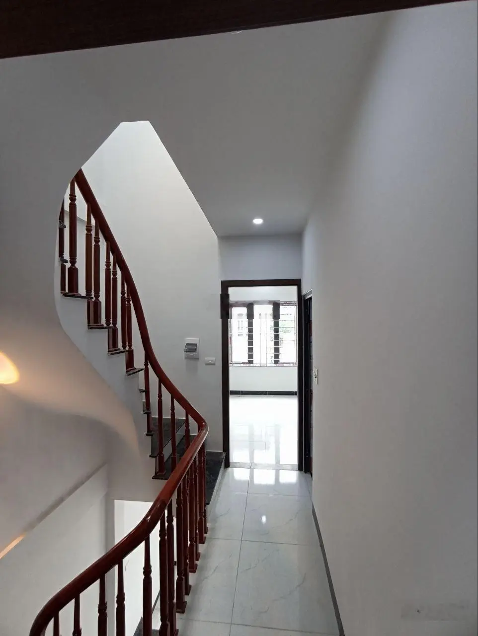 Bán nhà 43m2x3T, bán kính 300m chợ, trường, UBND, Tram y tế, 7 phút ra Penika.