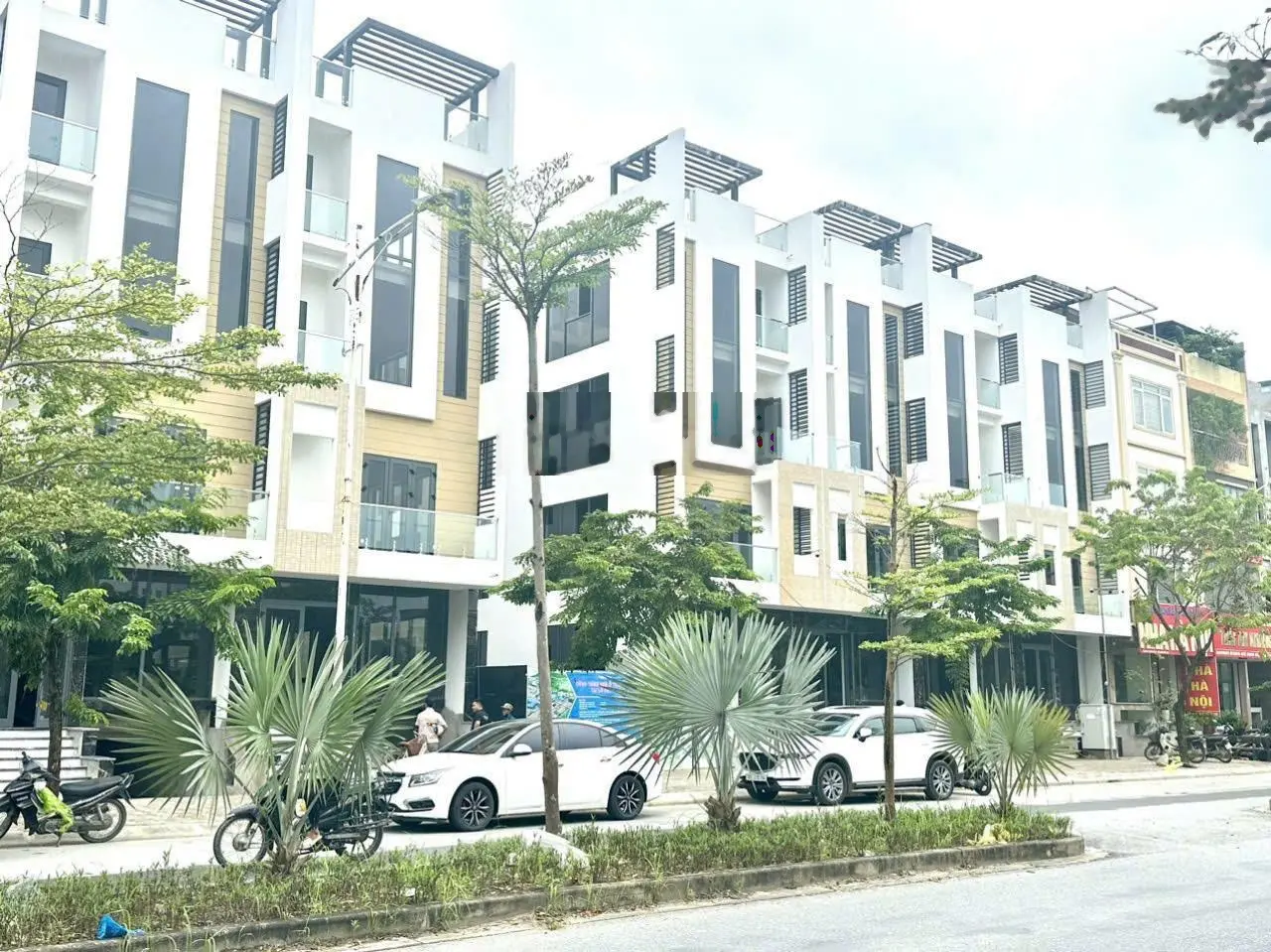 Bán gấp liền kề tại kđt thanh hà - liền kề 100m2, giá chưa đến 10 tỉ đồng