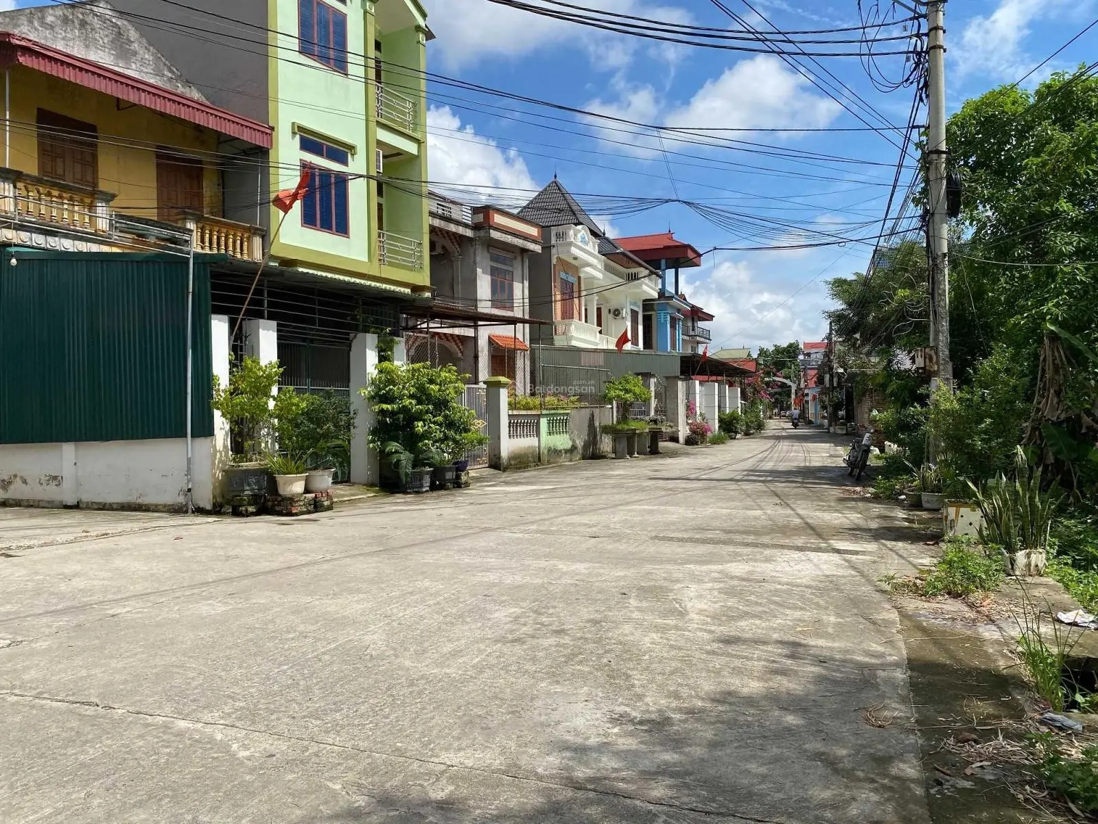 BÁN 288M2, MT 22M ĐẤT PHƯỜNG NINH XÁ, THUẬN THÀNH - ĐƯỜNG Ô TÔ - CHỈ 6.x TRIỆU/M2