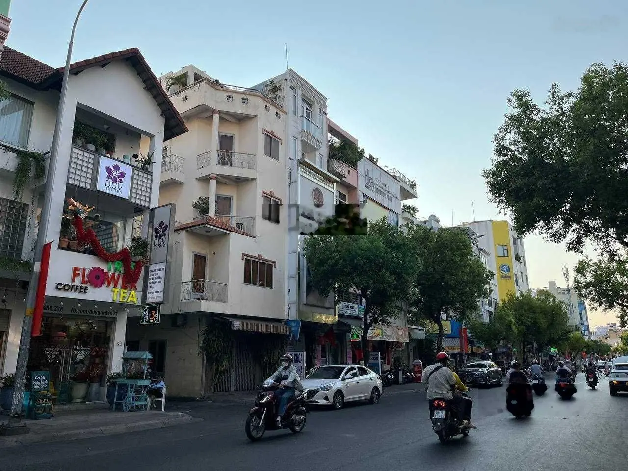 Bán căn góc 2 mặt tiền đường Hoàng Hoa Thám, P5, Bình Thạnh. DT 9.6 x 23m. Trệt 5 lầu. Giá 27.5 tỷ