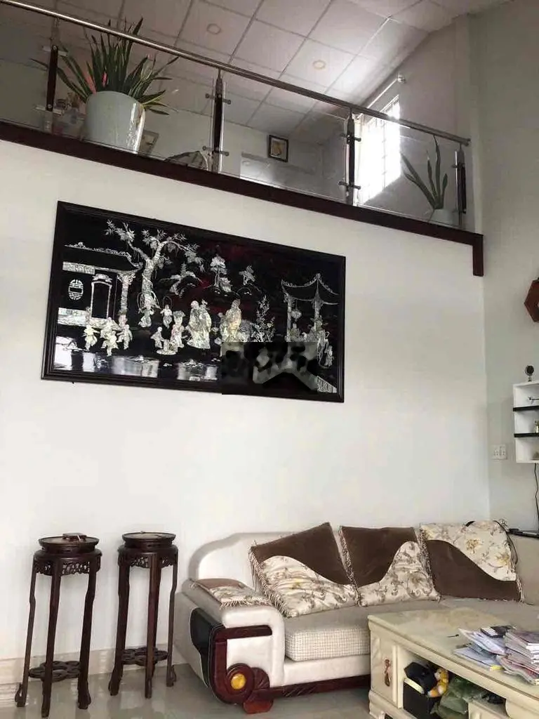 KẸT NGÂN HÀNG CẦN BÁN GẤP NHÀ PHƯỜNG 2 lầu giá rẻ