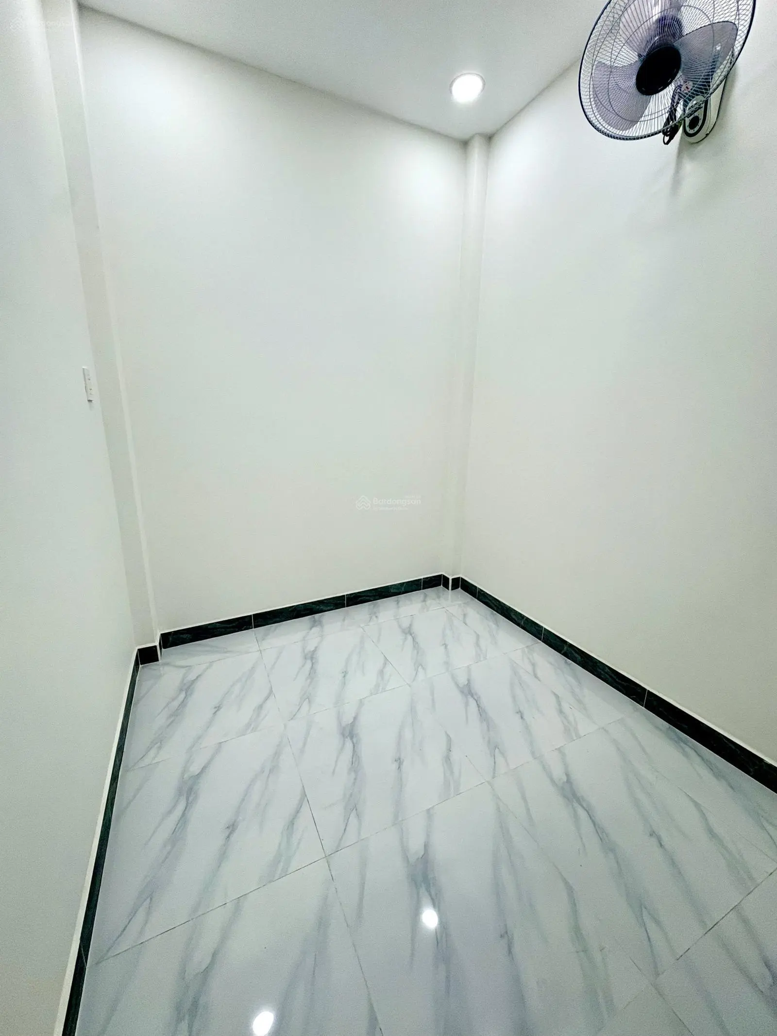 Cực kỳ hiếm - cực kỳ rẻ - Q6 - nhỉnh 2 tỷ