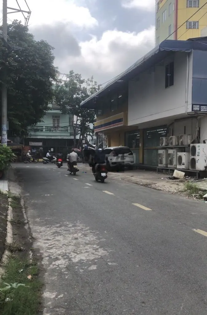 Bán đất MT đường Số 21, Tên Lửa, đối diện CViên, 4.5x20m, giá 7.5 tỷ