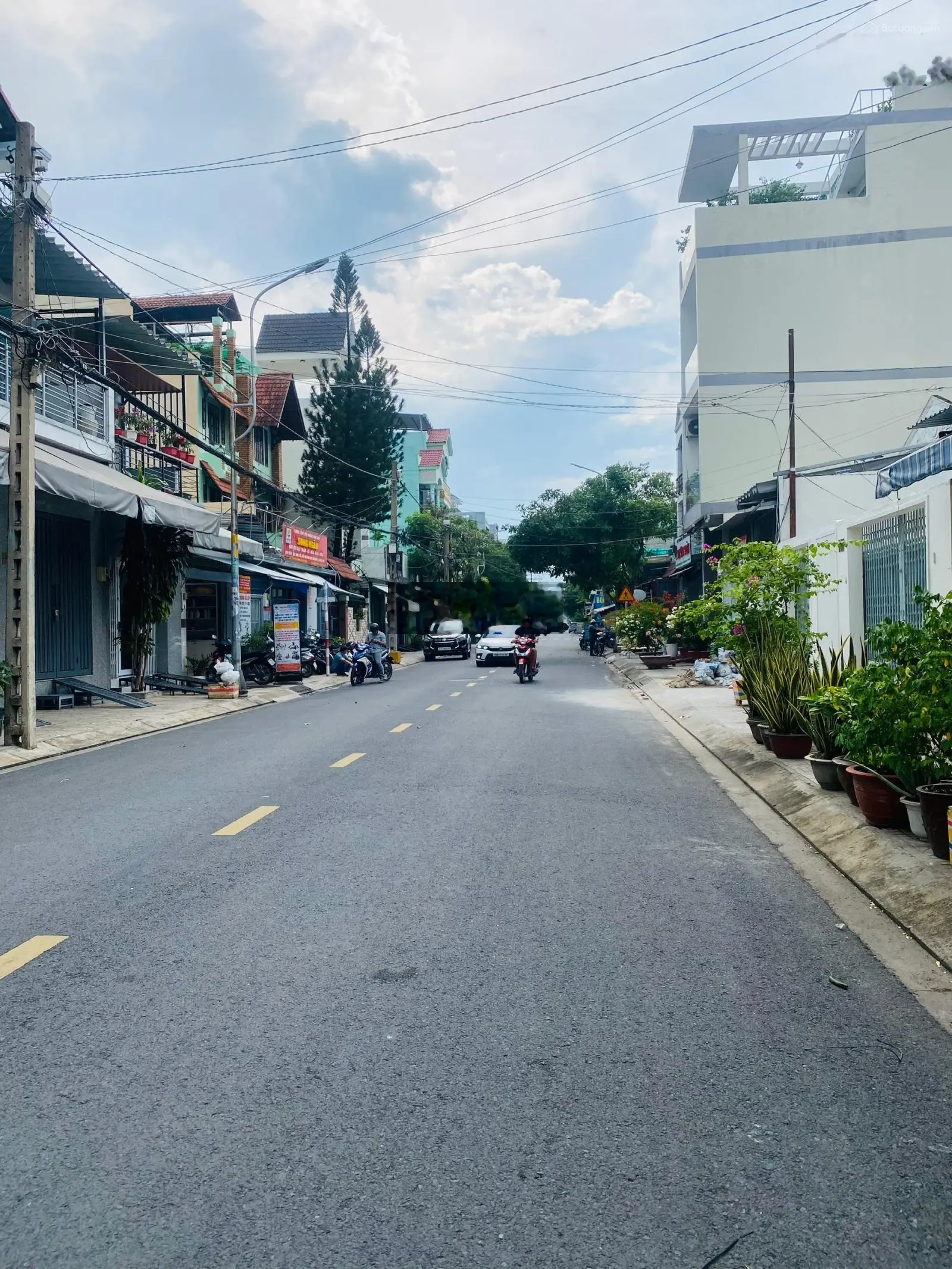 Mặt tiền Lê Niệm, ngay nhà thờ Thiên Ân, Phú Thạnh, Tân Phú, 57m2 nở hậu đẹp, chỉ nhỉnh 6 tỷ