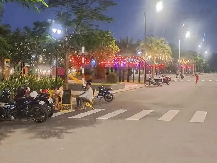Chủ ngộp bán gấp căn nhà đã hoàn thiện hoàn công view sông Vàm Cỏ cực rê