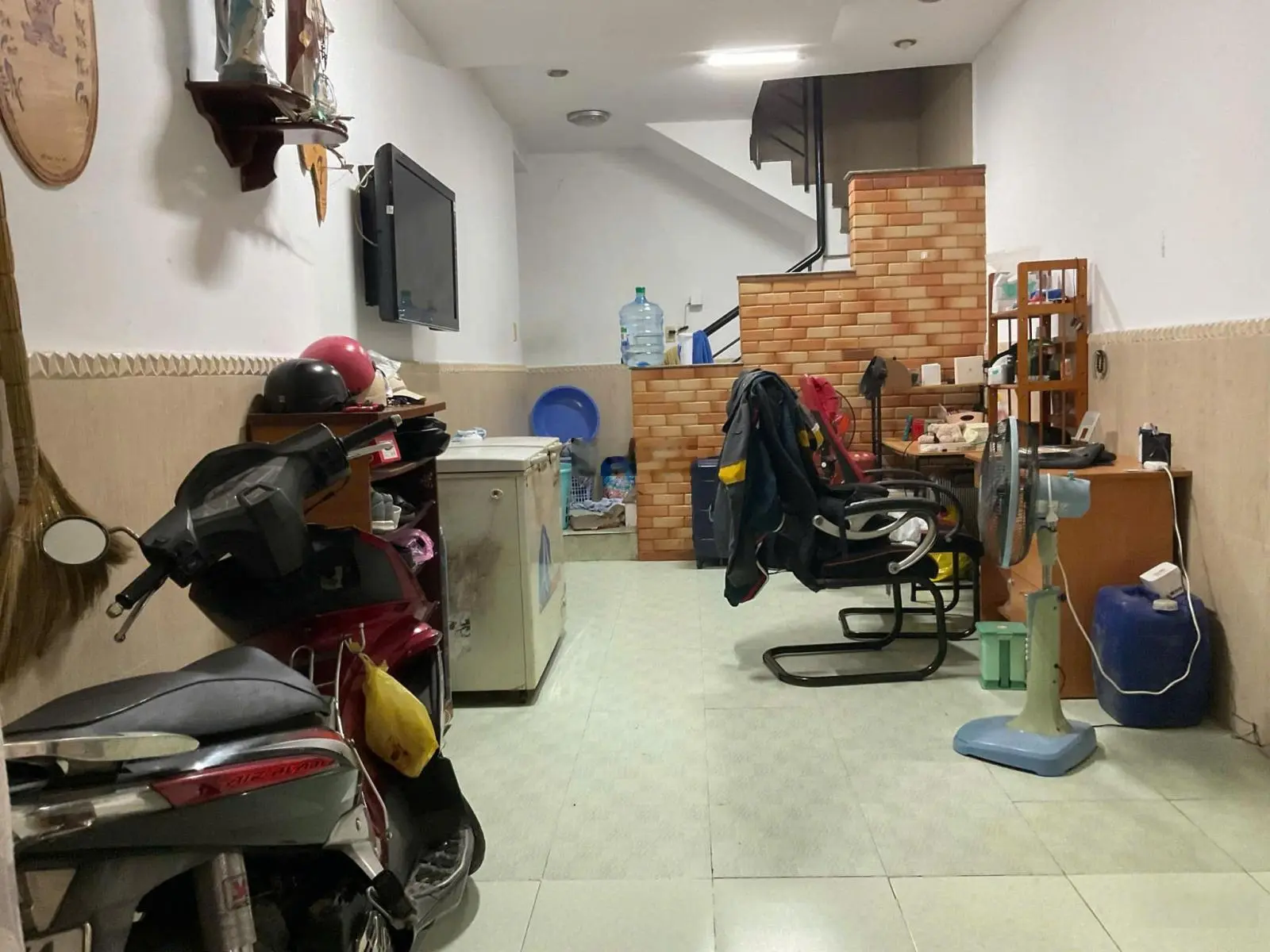 Bán nhà 2 tầng riêng diện tích: 4x6,7m, 25m2 tại Ông Ích Khiêm, Phường 5, Quận 11, TP. HCM giá 3 tỷ