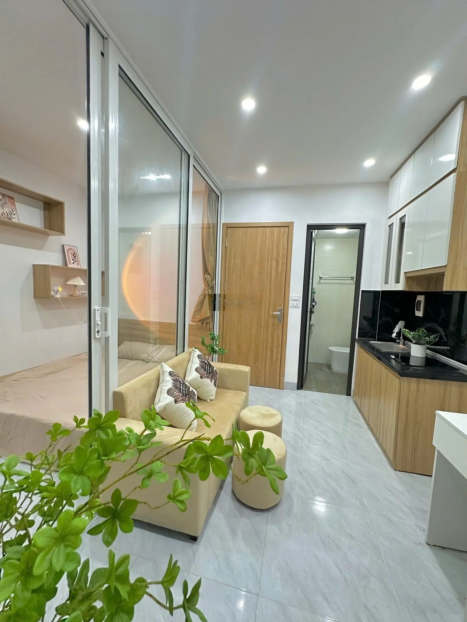 Sớm ra mặt phố! Tòa CHDV Yên Lãng, 101m2*8T, MT 7m, 28 căn hộ 1N1K, đủ PCCC, dòng tiền 7%/năm