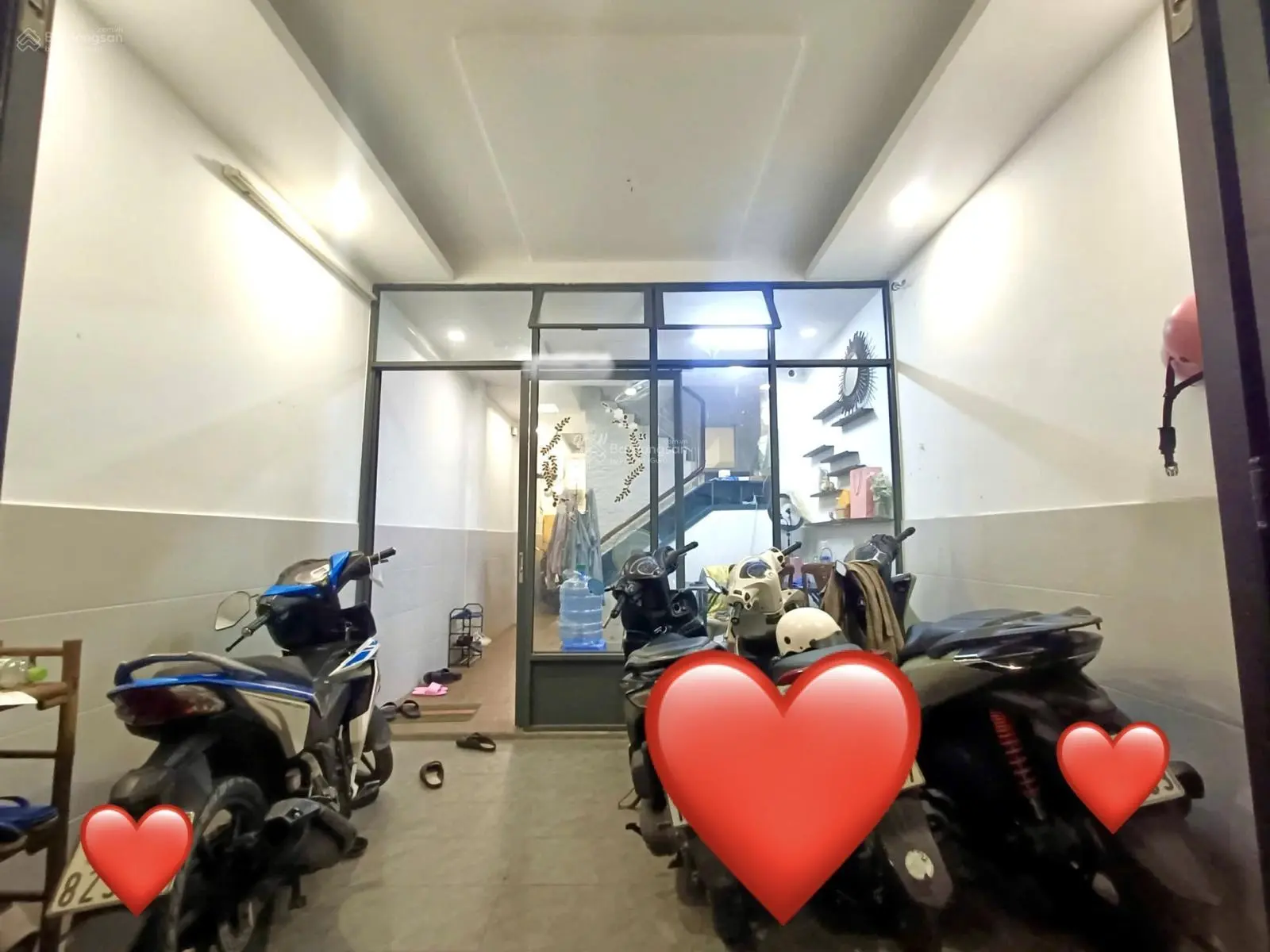 Nhà đẹp - 4 tầng - hẽm xe hơi thông - phú nhuận