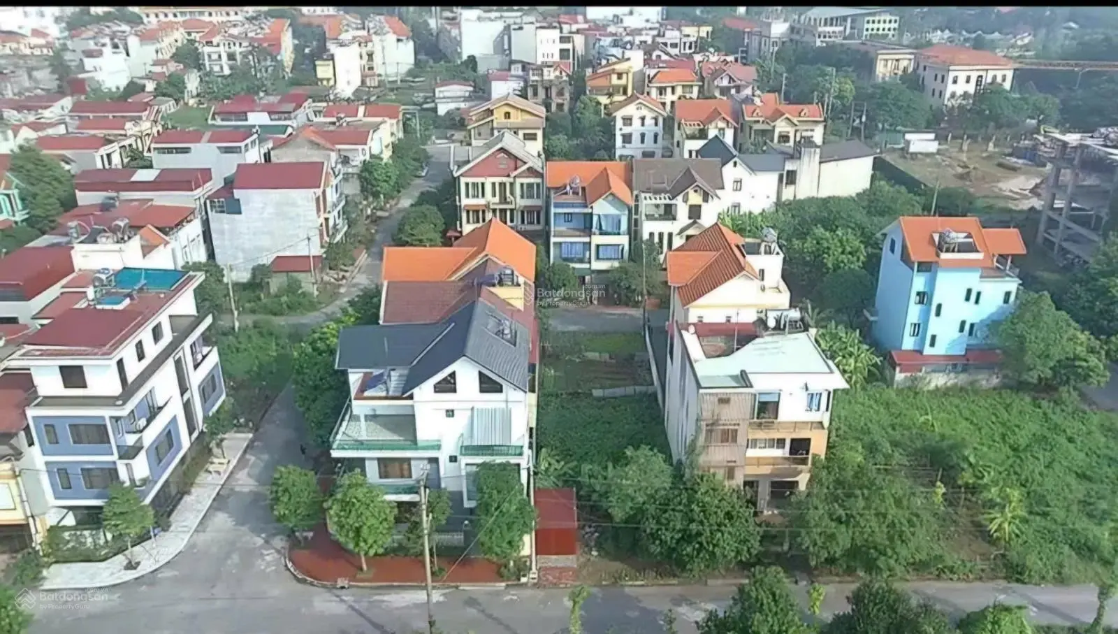 Bán 207 m2 đất biệt thự áp góc khu đô thị Huyền Quang sau lưng siêu thị Dabaco