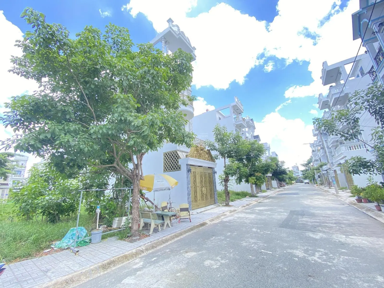 Bán đất Cát Tường Phú Sinh giá rẻ khu nhà nhiều DT: 4x14,3=57,2m2 SHR. Giá: 960tr bao sang tên