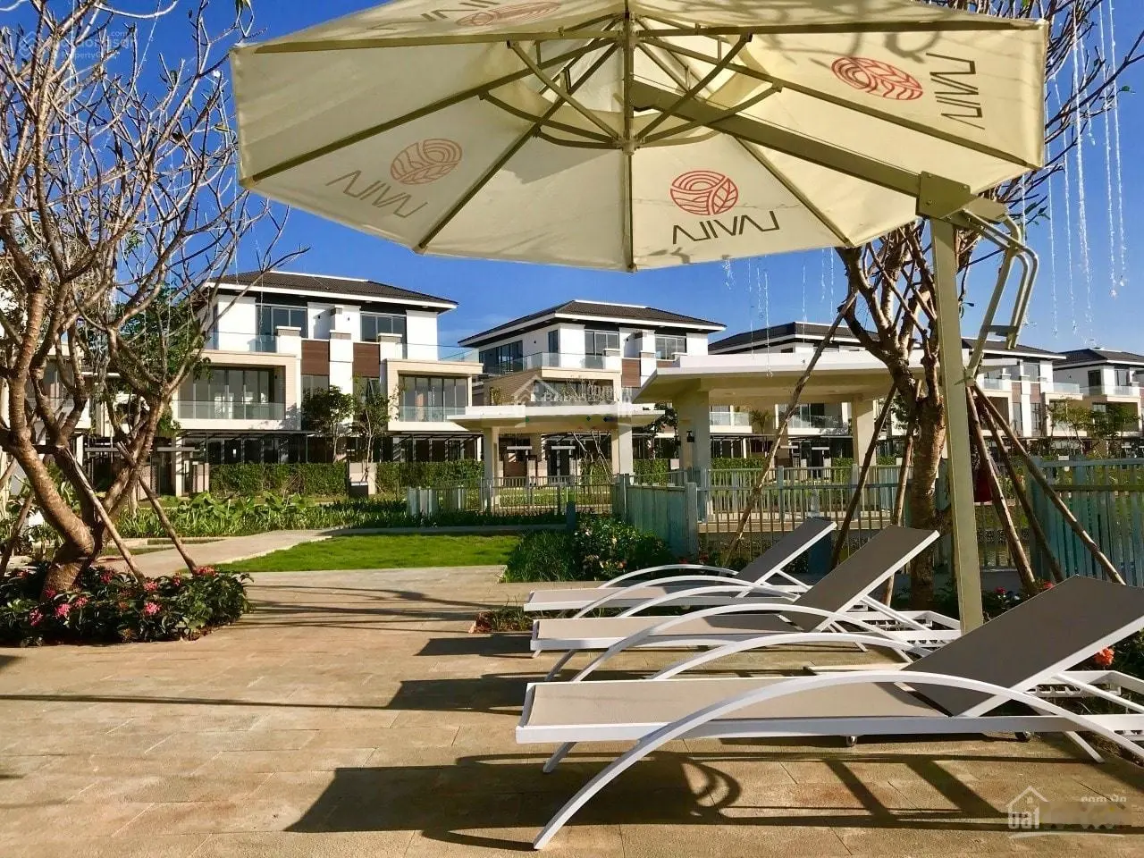 Chính chủ bán gấp nhà phố Lavila Kiến Á, (5.5 x 17.6m) - Hoàn thiện giá 9,5 tỷ còn thương lượng