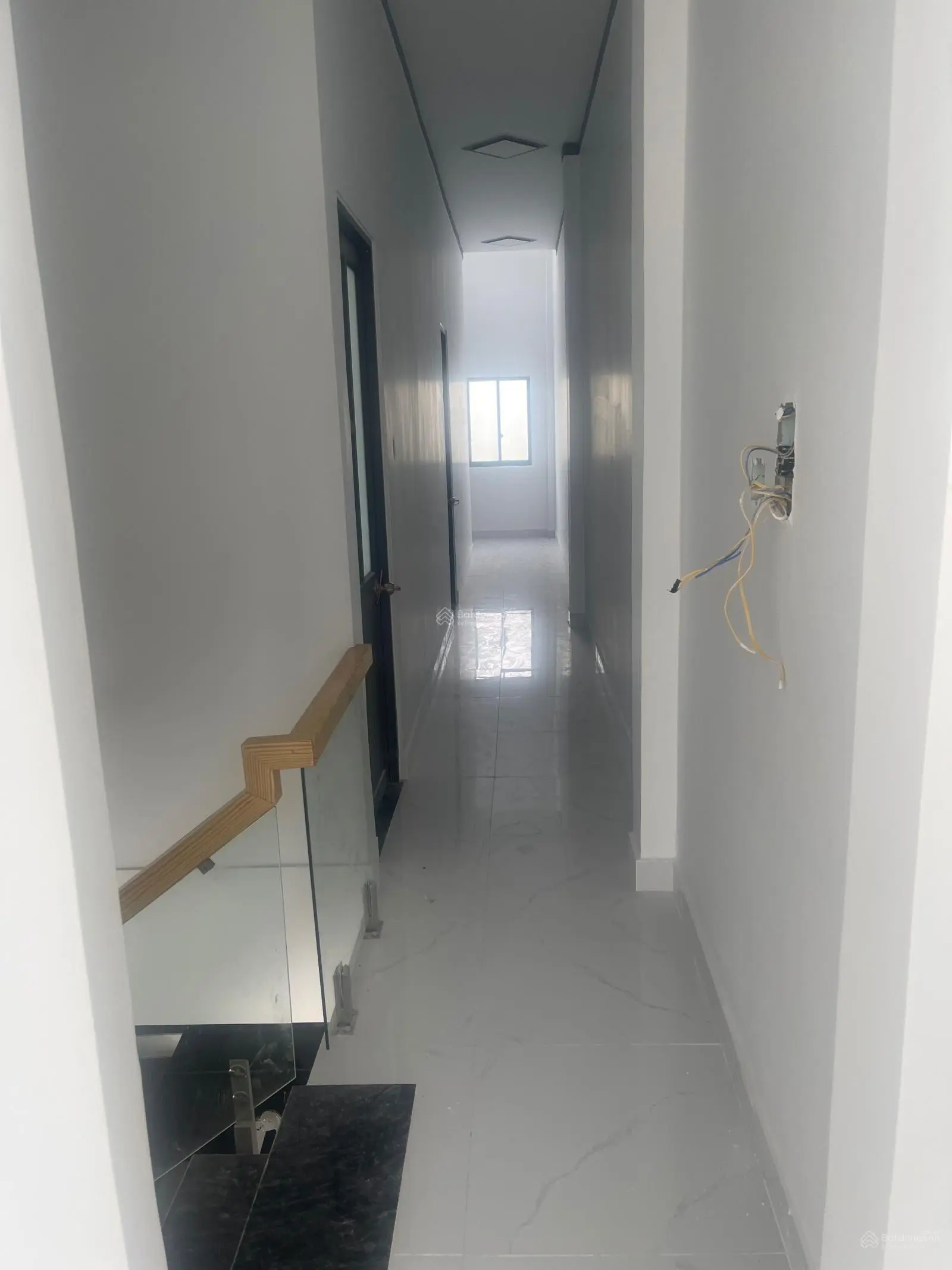 Cần bán nhà 1tr1 lầu sổ hồng riêng CC sang tên 2 tỷ 150 Thạnh Phú Vĩnh Cửu Đồng Nai LH 0931 534 ***