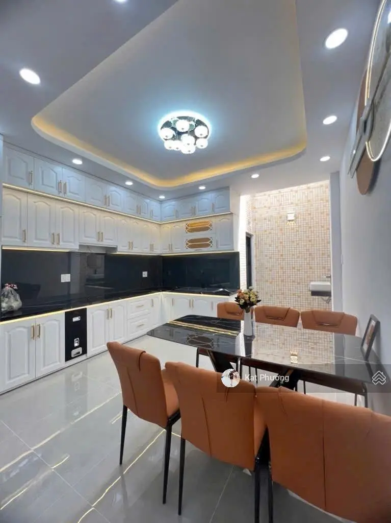 Nhà mặt tiền kinh doanh khu vip phường 5 quận 8-5 tầng-xe hơi ngủ nhà-gần TTTM Central Premium