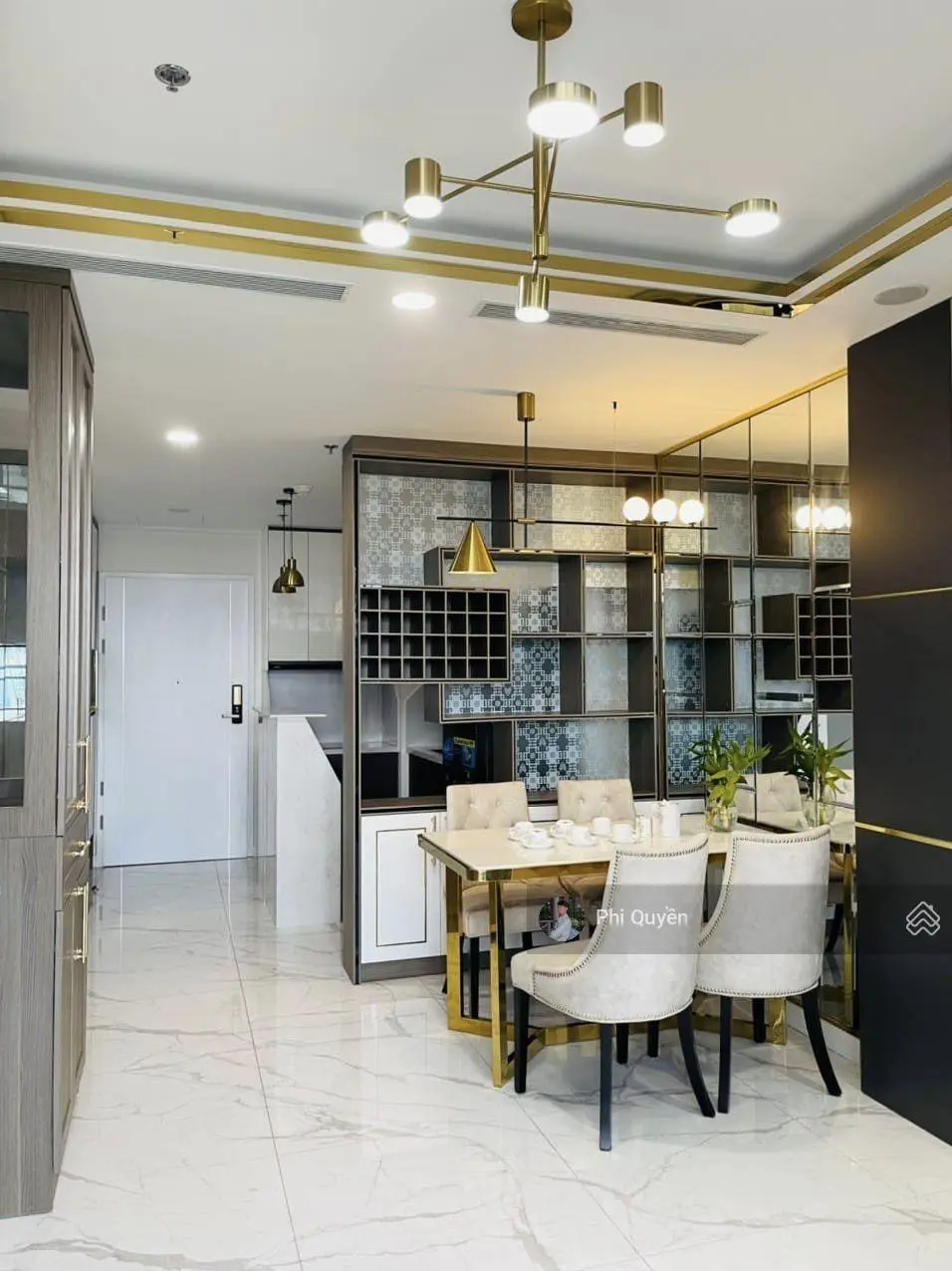 Tôi bán CHCC Hùng Vương Plaza - Quận 5, DT: 117m2, 3PN, Giá: 7.2 tỷ, LH: 0904 715 ***, Quyền