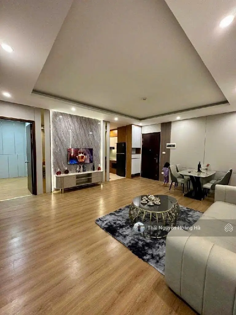 (Siêu phẩm) Căn hộ 70m2 2PN có slot ô tô - Ban công hướng Bắc - Tặng NT 350 triệu - Tin thật 100%