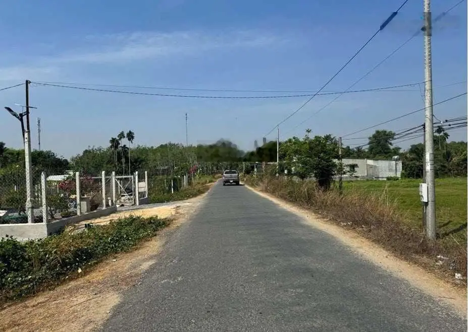 Cạnh KCN An Tịnh giá ngộp có 3 mảnh đất thổ cư 650m2 đón đầu cao tốc Mộc Bài 10x65m sổ sẵn dân đông