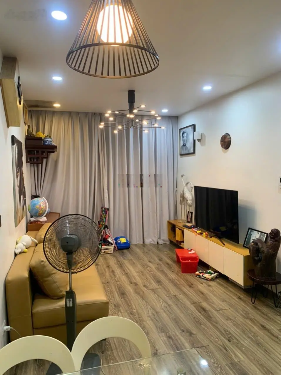 Gia đình chuyển căn hộ 3 ngủ cần bán căn góc 3 mặt thoáng, hướng siêu mát, trong lành. Giá thật