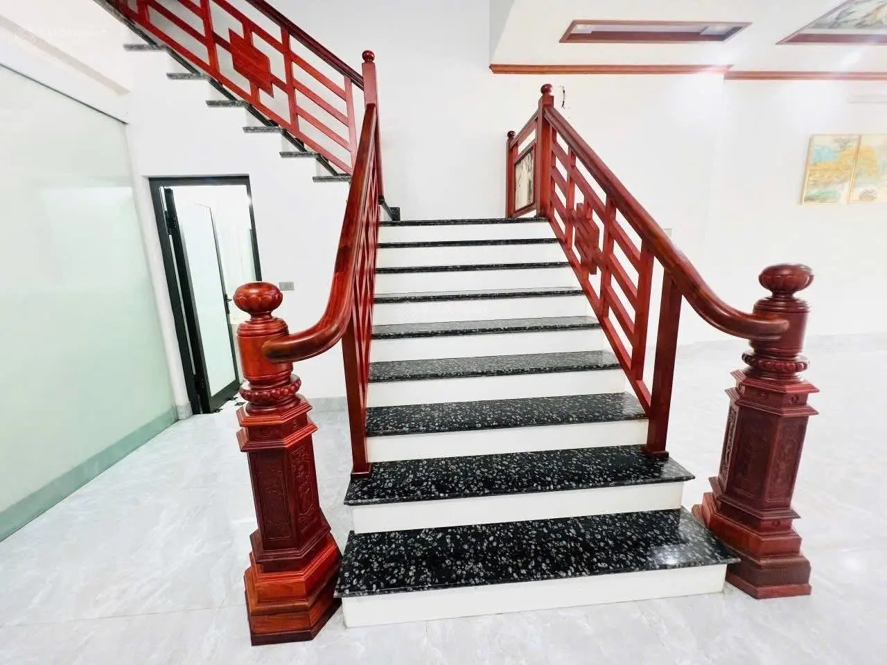 Bán nhà 3 tầng làn 2 Lê Quang Đạo, Từ Sơn